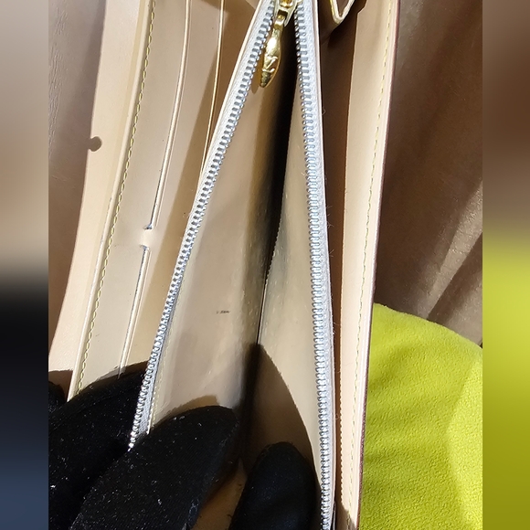 Louis Vuitton x Takashi Murakami Sarah Multicolor wallet - Picture 5 of 9